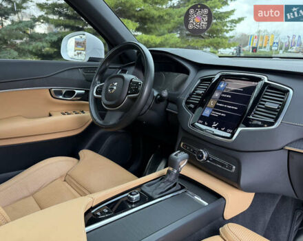 Белый Вольво ХС90, объемом двигателя 2 л и пробегом 77 тыс. км за 44000 $, фото 8 на Automoto.ua