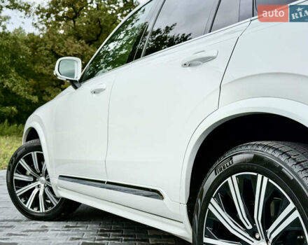 Белый Вольво ХС90, объемом двигателя 1.97 л и пробегом 9 тыс. км за 53999 $, фото 50 на Automoto.ua