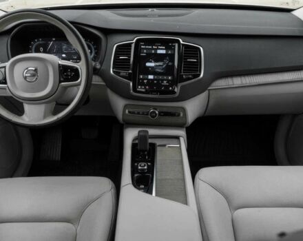 Белый Вольво ХС90, объемом двигателя 2 л и пробегом 30 тыс. км за 19500 $, фото 6 на Automoto.ua