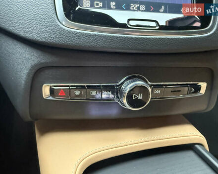 Белый Вольво ХС90, объемом двигателя 1.97 л и пробегом 81 тыс. км за 54500 $, фото 22 на Automoto.ua