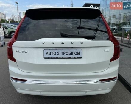 Білий Вольво ХС90, об'ємом двигуна 1.97 л та пробігом 63 тис. км за 66239 $, фото 6 на Automoto.ua