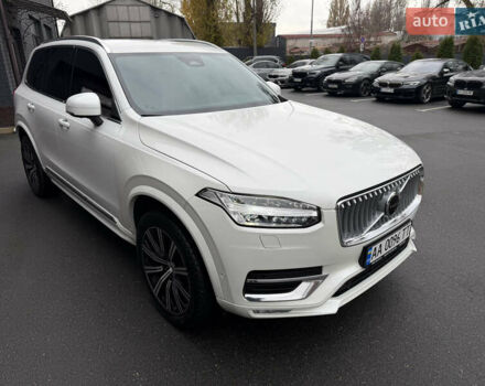 Белый Вольво ХС90, объемом двигателя 1.97 л и пробегом 81 тыс. км за 54500 $, фото 2 на Automoto.ua