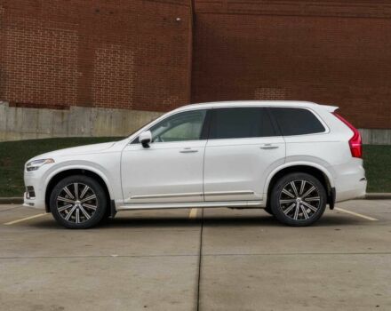 Белый Вольво ХС90, объемом двигателя 2 л и пробегом 30 тыс. км за 19500 $, фото 2 на Automoto.ua