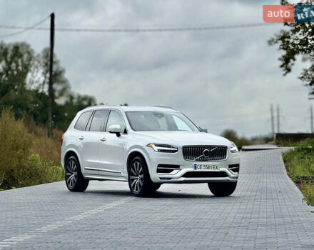 Белый Вольво ХС90, объемом двигателя 1.97 л и пробегом 9 тыс. км за 53999 $, фото 2 на Automoto.ua