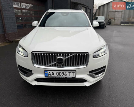 Белый Вольво ХС90, объемом двигателя 1.97 л и пробегом 81 тыс. км за 54500 $, фото 1 на Automoto.ua