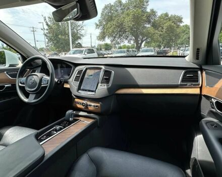 Вольво ХС90 2023 в Житомире на Automoto.ua Белый Вольво ХС90, объемом двигателя 2 л и пробегом 10 тыс. км за 19000 $, фото 6 на Automoto.ua