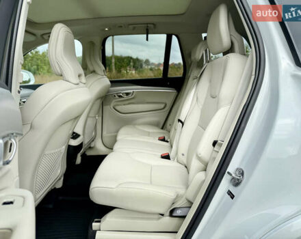 Белый Вольво ХС90, объемом двигателя 1.97 л и пробегом 9 тыс. км за 53999 $, фото 77 на Automoto.ua