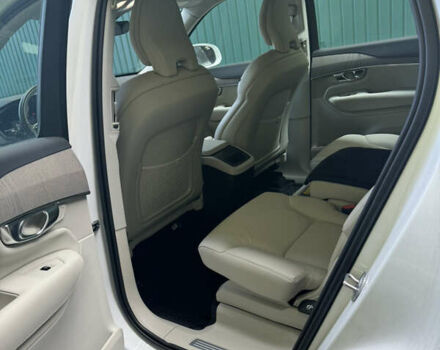 Белый Вольво ХС90, объемом двигателя 1.97 л и пробегом 9 тыс. км за 59999 $, фото 14 на Automoto.ua