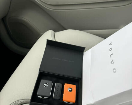 Белый Вольво ХС90, объемом двигателя 1.97 л и пробегом 9 тыс. км за 59999 $, фото 5 на Automoto.ua