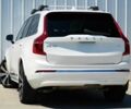 Вольво ХС90 2024 в Кривом Роге на Automoto.ua Белый Вольво ХС90, объемом двигателя 2 л и пробегом 10 тыс. км за 35700 $, фото 4 на Automoto.ua