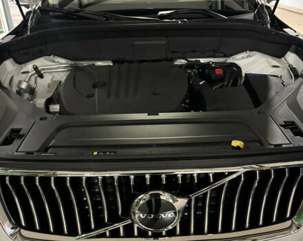 Белый Вольво ХС90, объемом двигателя 1.97 л и пробегом 9 тыс. км за 59999 $, фото 3 на Automoto.ua