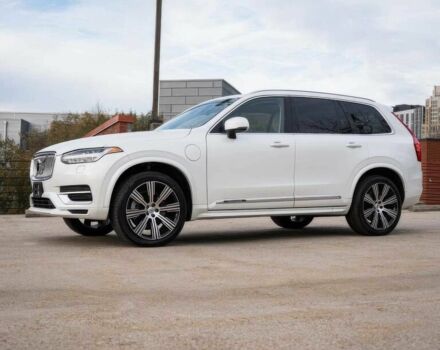 Білий Вольво ХС90, об'ємом двигуна 2 л та пробігом 27 тис. км за 19000 $, фото 3 на Automoto.ua