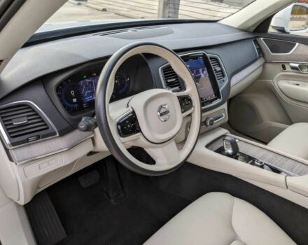 Білий Вольво ХС90, об'ємом двигуна 2 л та пробігом 27 тис. км за 19000 $, фото 4 на Automoto.ua