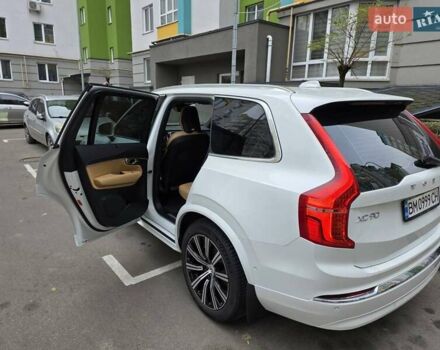 Білий Вольво ХС90, об'ємом двигуна 1.97 л та пробігом 15 тис. км за 61900 $, фото 5 на Automoto.ua