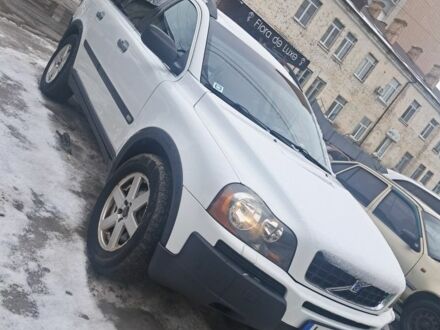 Белый Вольво ХС90, объемом двигателя 0 л и пробегом 400 тыс. км за 5000 $, фото 1 на Automoto.ua