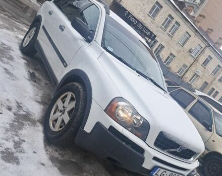 Белый Вольво ХС90, объемом двигателя 0 л и пробегом 400 тыс. км за 5000 $, фото 1 на Automoto.ua