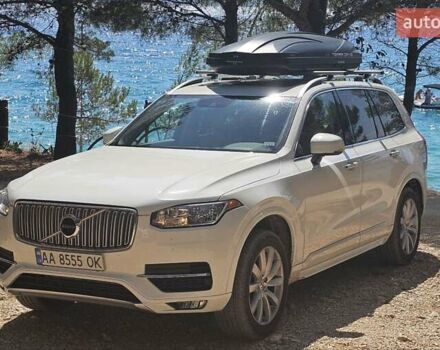 Белый Вольво ХС90, объемом двигателя 1.97 л и пробегом 77 тыс. км за 27500 $, фото 1 на Automoto.ua