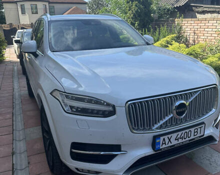 Белый Вольво ХС90, объемом двигателя 1.97 л и пробегом 150 тыс. км за 28000 $, фото 1 на Automoto.ua