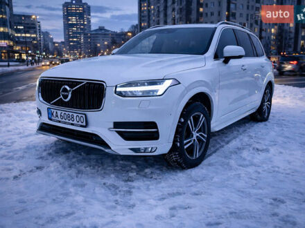 Белый Вольво ХС90, объемом двигателя 2 л и пробегом 199 тыс. км за 21900 $, фото 1 на Automoto.ua