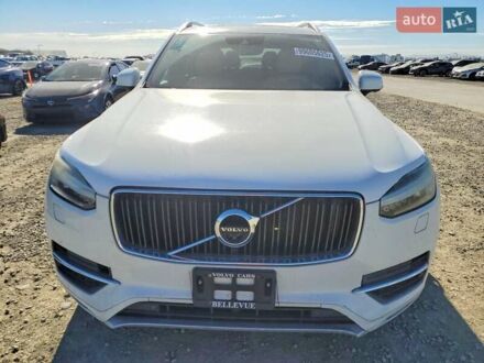 Белый Вольво ХС90, объемом двигателя 1.97 л и пробегом 130 тыс. км за 9055 $, фото 1 на Automoto.ua