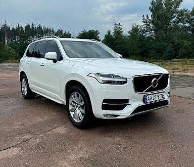 Белый Вольво ХС90, объемом двигателя 1.97 л и пробегом 278 тыс. км за 23000 $, фото 1 на Automoto.ua