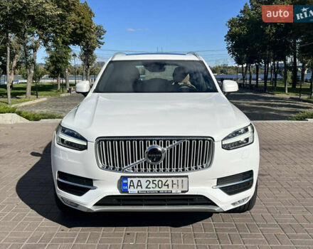 Білий Вольво ХС90, об'ємом двигуна 1.97 л та пробігом 185 тис. км за 33000 $, фото 1 на Automoto.ua