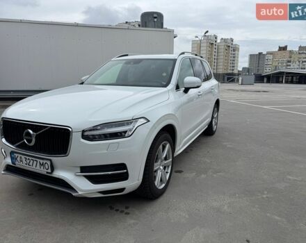 Белый Вольво ХС90, объемом двигателя 2 л и пробегом 126 тыс. км за 29500 $, фото 1 на Automoto.ua