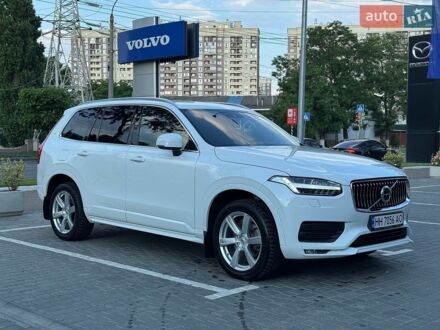 Белый Вольво ХС90, объемом двигателя 1.97 л и пробегом 112 тыс. км за 41900 $, фото 1 на Automoto.ua