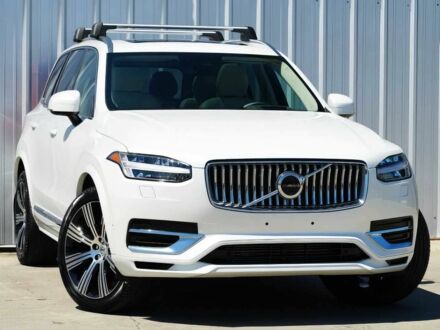 Белый Вольво ХС90, объемом двигателя 2 л и пробегом 10 тыс. км за 35700 $, фото 1 на Automoto.ua