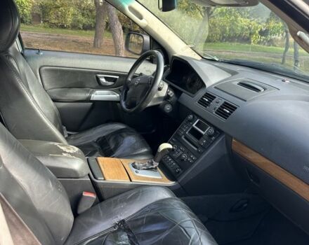 Бежевий Вольво ХС90, об'ємом двигуна 2.4 л та пробігом 351 тис. км за 5400 $, фото 10 на Automoto.ua