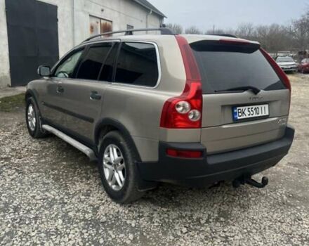 Бежевый Вольво ХС90, объемом двигателя 2.4 л и пробегом 400 тыс. км за 9200 $, фото 2 на Automoto.ua