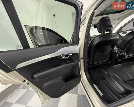 Вольво ХС90 2015 у Трускавце на Automoto.ua Бежевий Вольво ХС90, об'ємом двигуна 2 л та пробігом 136 тис. км за 21999 $, фото 42 на Automoto.ua