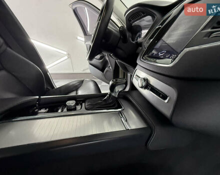 Вольво ХС90 2015 у Трускавце на Automoto.ua Бежевий Вольво ХС90, об'ємом двигуна 2 л та пробігом 136 тис. км за 21999 $, фото 27 на Automoto.ua