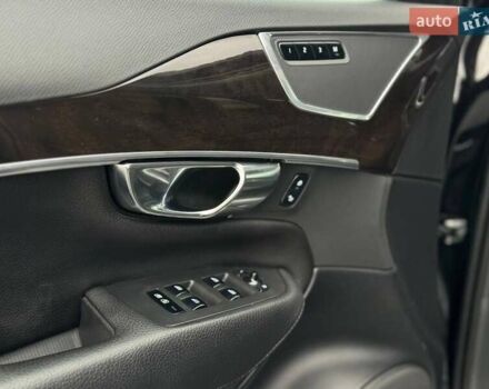 Бежевый Вольво ХС90, объемом двигателя 1.97 л и пробегом 340 тыс. км за 16900 $, фото 30 на Automoto.ua