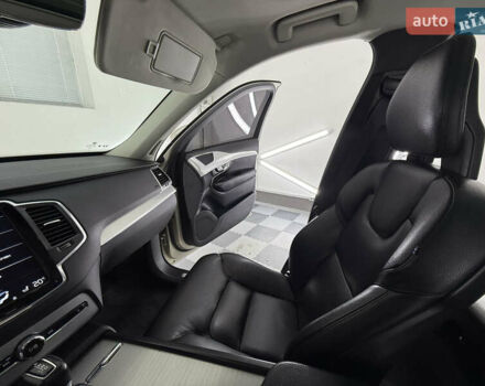 Вольво ХС90 2015 у Трускавце на Automoto.ua Бежевий Вольво ХС90, об'ємом двигуна 2 л та пробігом 136 тис. км за 21999 $, фото 56 на Automoto.ua