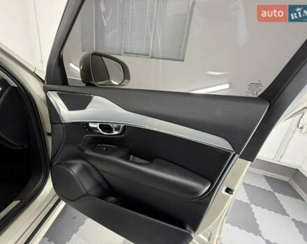 Вольво ХС90 2015 у Трускавце на Automoto.ua Бежевий Вольво ХС90, об'ємом двигуна 2 л та пробігом 136 тис. км за 21999 $, фото 35 на Automoto.ua