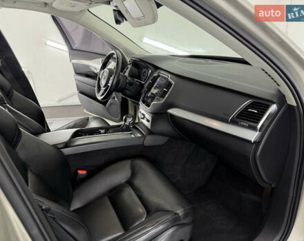 Вольво ХС90 2015 у Трускавце на Automoto.ua Бежевий Вольво ХС90, об'ємом двигуна 2 л та пробігом 136 тис. км за 21999 $, фото 25 на Automoto.ua