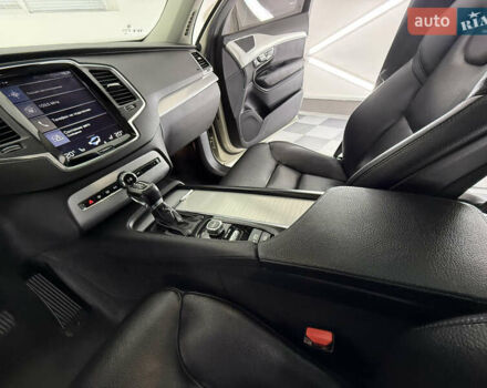 Вольво ХС90 2015 у Трускавце на Automoto.ua Бежевий Вольво ХС90, об'ємом двигуна 2 л та пробігом 136 тис. км за 21999 $, фото 58 на Automoto.ua