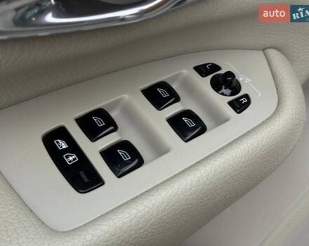 Бежевий Вольво ХС90, об'ємом двигуна 1.97 л та пробігом 142 тис. км за 26900 $, фото 20 на Automoto.ua