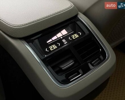 Бежевий Вольво ХС90, об'ємом двигуна 1.97 л та пробігом 142 тис. км за 26900 $, фото 40 на Automoto.ua