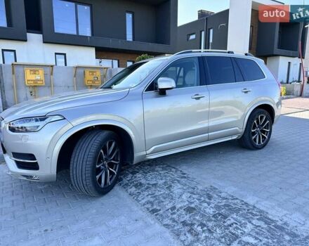 Бежевый Вольво ХС90, объемом двигателя 1.97 л и пробегом 135 тыс. км за 29000 $, фото 2 на Automoto.ua