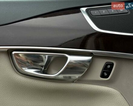 Бежевий Вольво ХС90, об'ємом двигуна 1.97 л та пробігом 142 тис. км за 26900 $, фото 21 на Automoto.ua