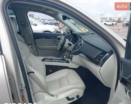 Бежевый Вольво ХС90, объемом двигателя 1.97 л и пробегом 171 тыс. км за 14900 $, фото 5 на Automoto.ua