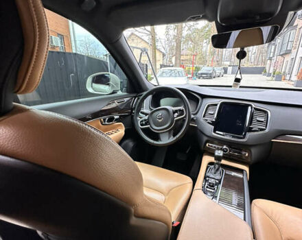 Бежевий Вольво ХС90, об'ємом двигуна 1.97 л та пробігом 111 тис. км за 41000 $, фото 7 на Automoto.ua