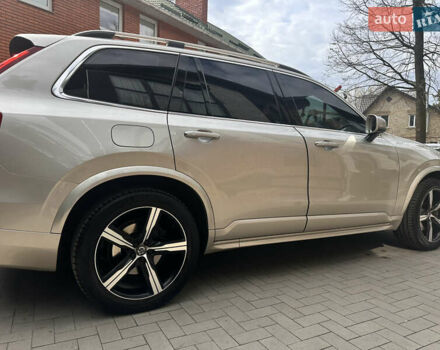 Бежевий Вольво ХС90, об'ємом двигуна 1.97 л та пробігом 111 тис. км за 41000 $, фото 20 на Automoto.ua