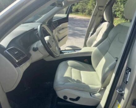 Бежевий Вольво ХС90, об'ємом двигуна 2 л та пробігом 40 тис. км за 7500 $, фото 8 на Automoto.ua