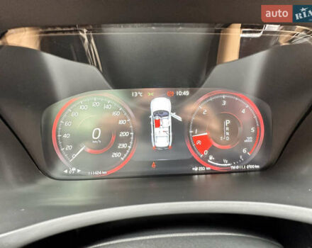 Бежевий Вольво ХС90, об'ємом двигуна 1.97 л та пробігом 111 тис. км за 41000 $, фото 13 на Automoto.ua