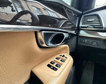 Бежевий Вольво ХС90, об'ємом двигуна 1.97 л та пробігом 111 тис. км за 41000 $, фото 14 на Automoto.ua