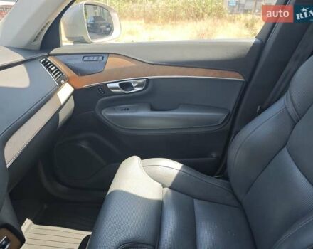 Бежевый Вольво ХС90, объемом двигателя 1.97 л и пробегом 162 тыс. км за 29999 $, фото 55 на Automoto.ua