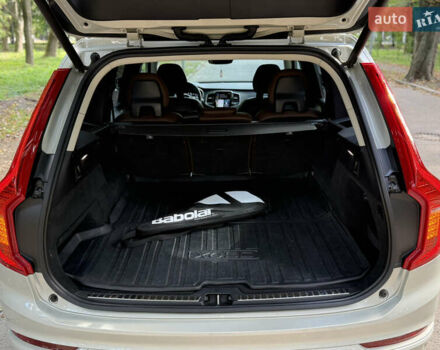 Бежевий Вольво ХС90, об'ємом двигуна 1.97 л та пробігом 86 тис. км за 38900 $, фото 28 на Automoto.ua